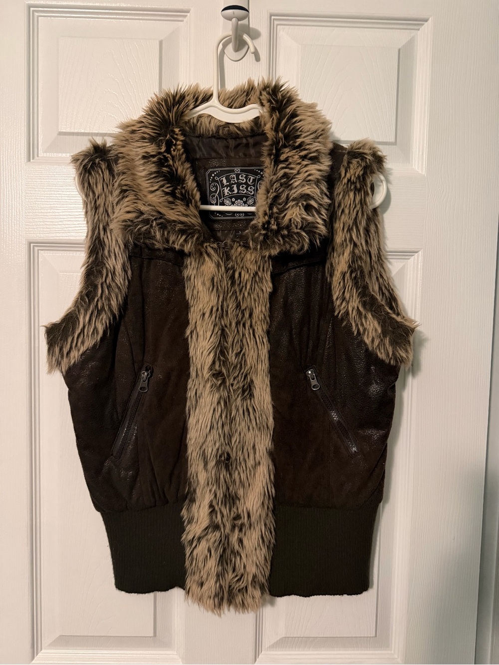 last kiss Brown Faux-Fur Trim Vest